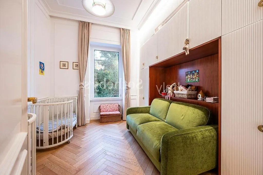 Rome Zalupa Apartment 0*,